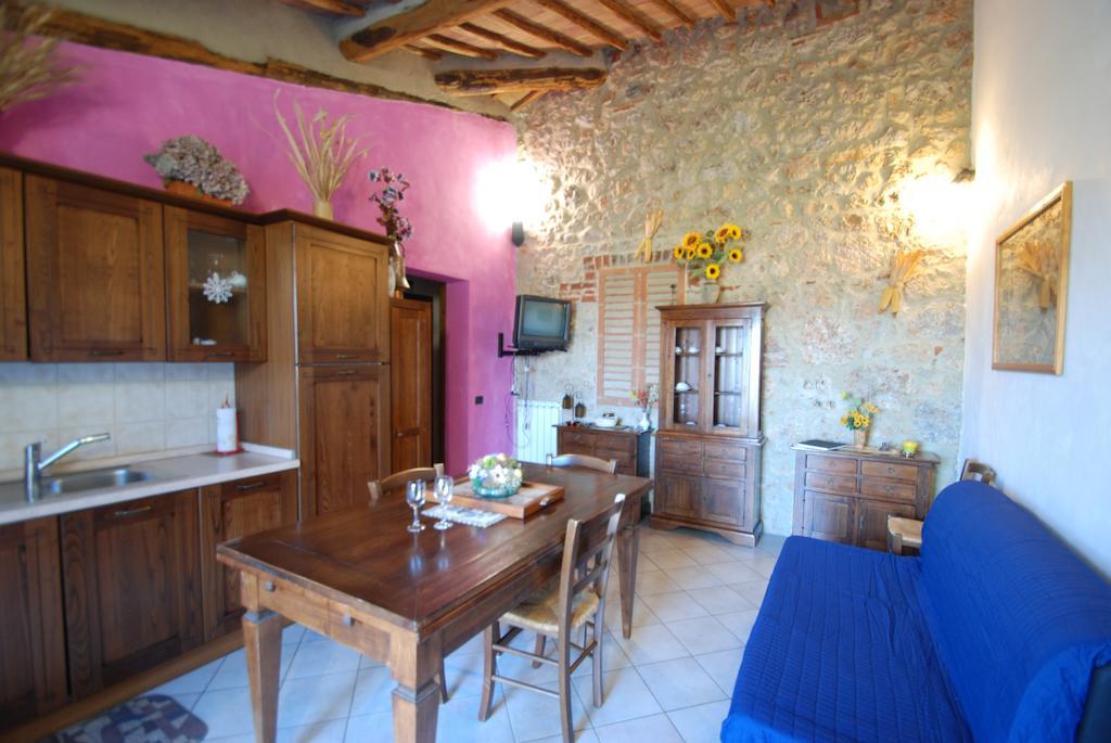 Agriturismo Arnano Sovicille Ruang foto