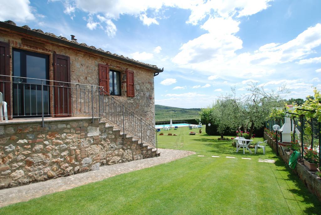 Agriturismo Arnano Sovicille Ruang foto